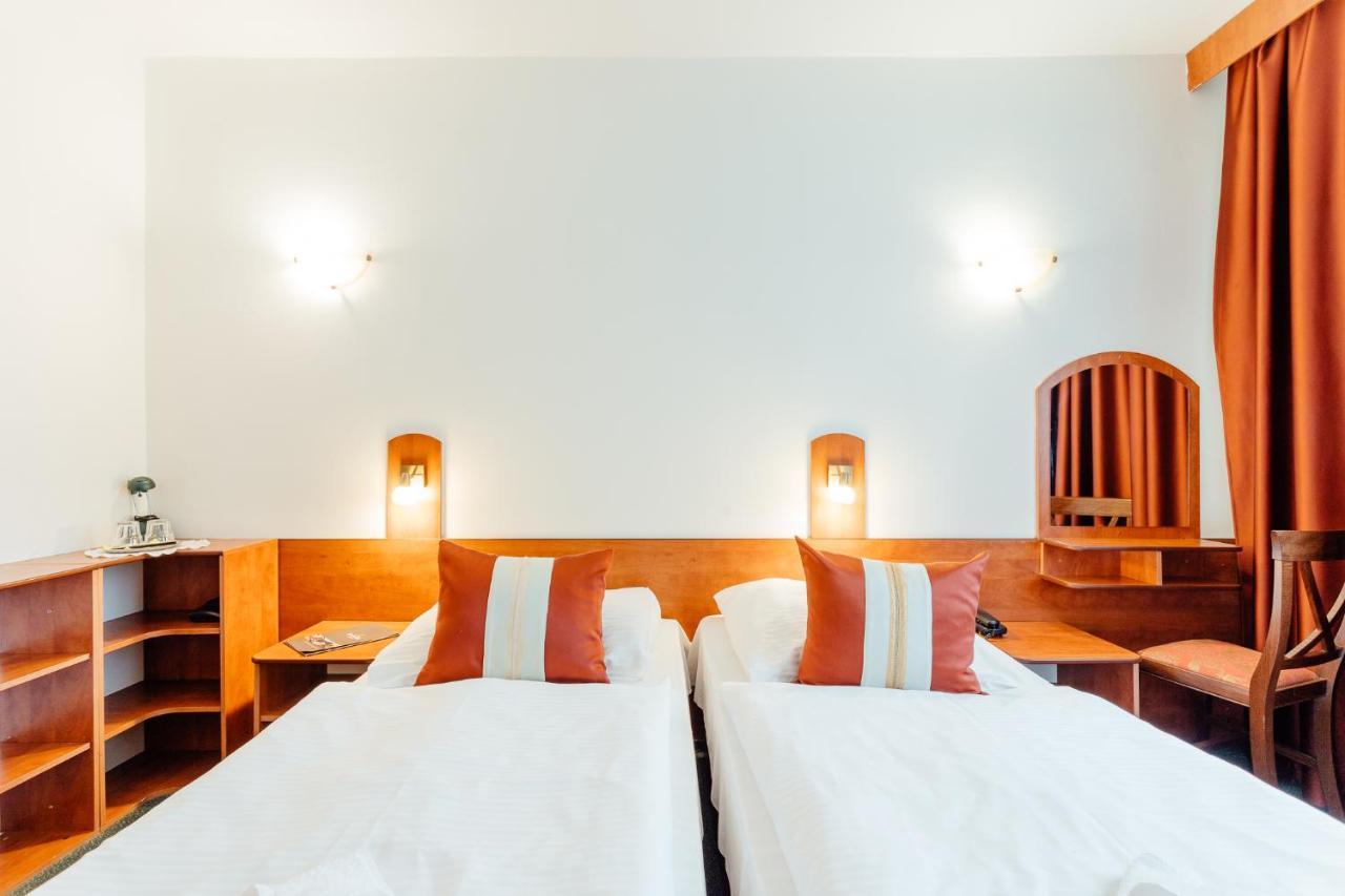 באנסקה ביסטריצה Hotel Sachticka מראה חיצוני תמונה