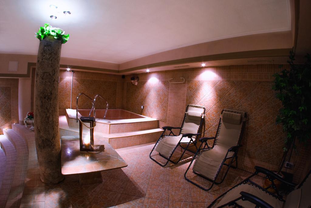 באנסקה ביסטריצה Hotel Sachticka מראה חיצוני תמונה